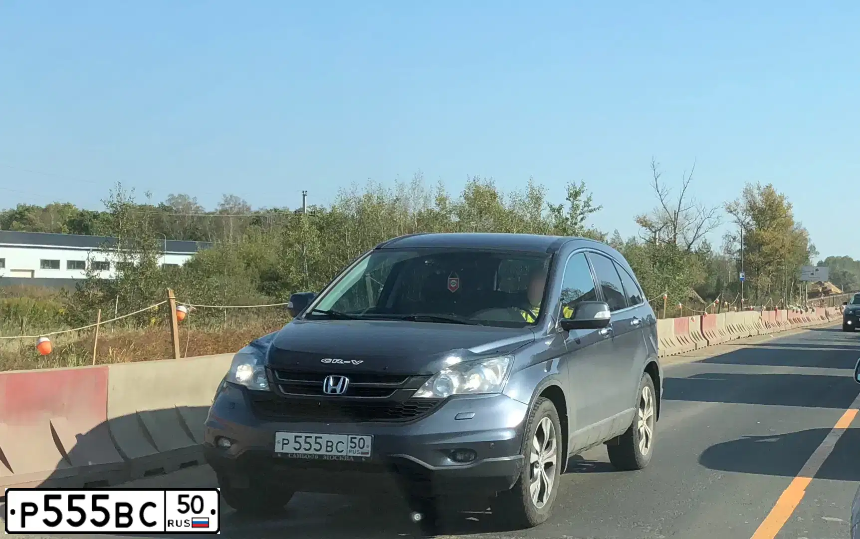 Фото автомобиля VAZ ВАЗ2106, 1995 — госномер Р555ВС50. Цвет: ВИШНЯ