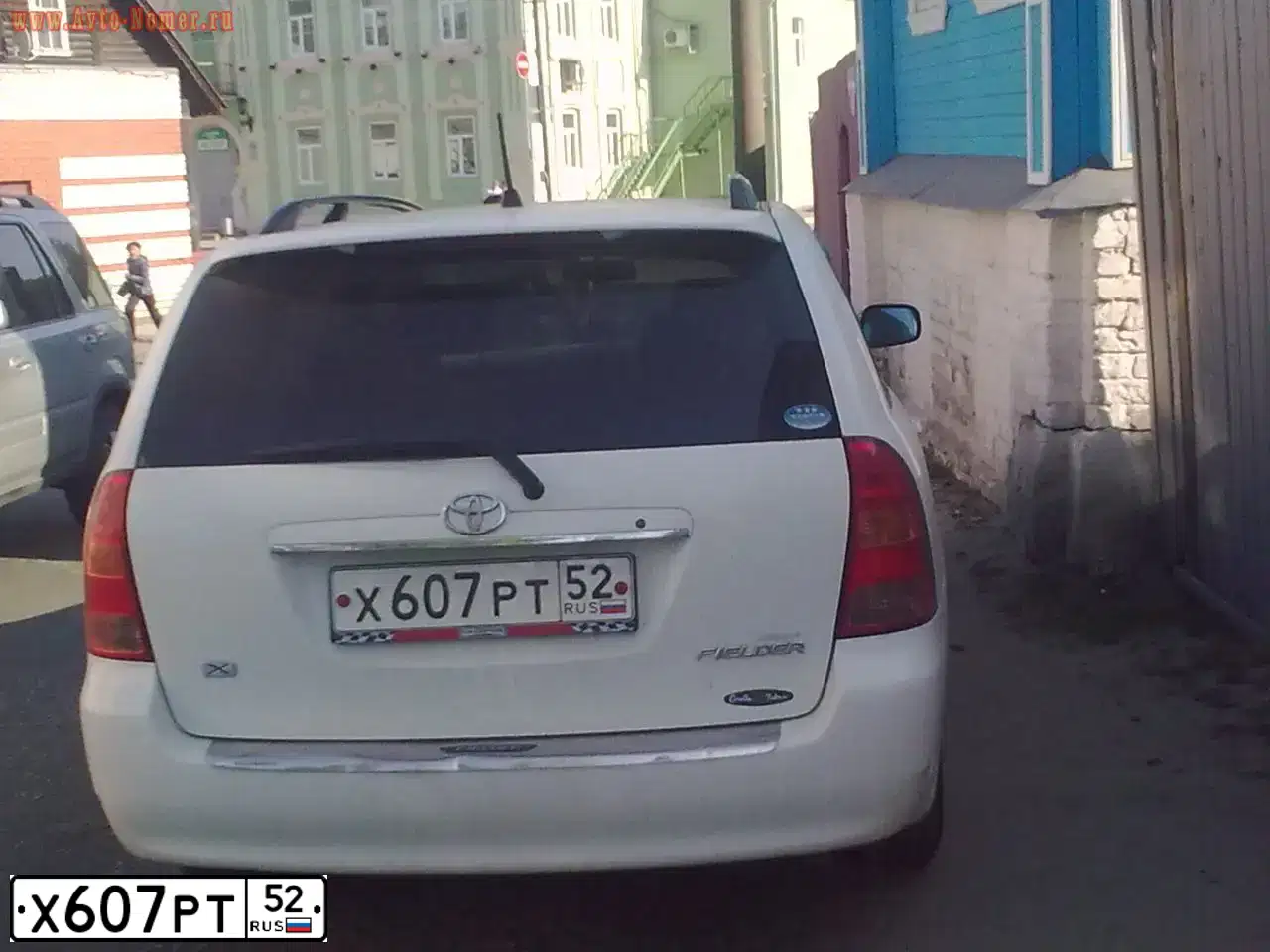 Фото автомобиля TOYOTA COROLLA, 2004 — госномер Х607РТ52