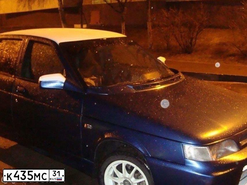 Фото автомобиля LADA 2112 LADA, 2004 — госномер К435МС31. Цвет: СИНЕ-ЗЕЛЕНЫЙ