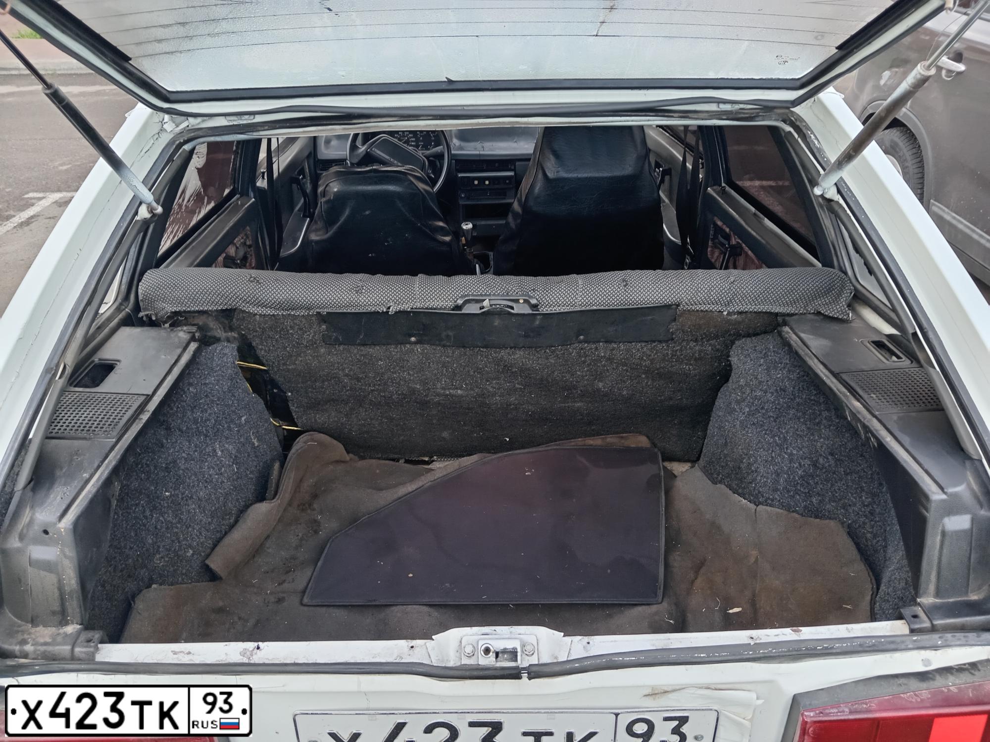 Фото автомобиля LADA 2109 SAMARA, 1994 — госномер Х423ТК93. Цвет: БЕЛЫЙ