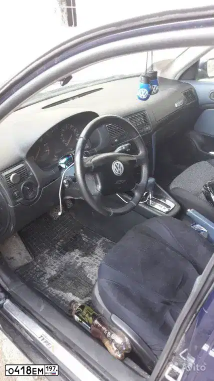 Фото автомобиля VOLKSWAGEN GOLF, 2003 — госномер Х752ТК05