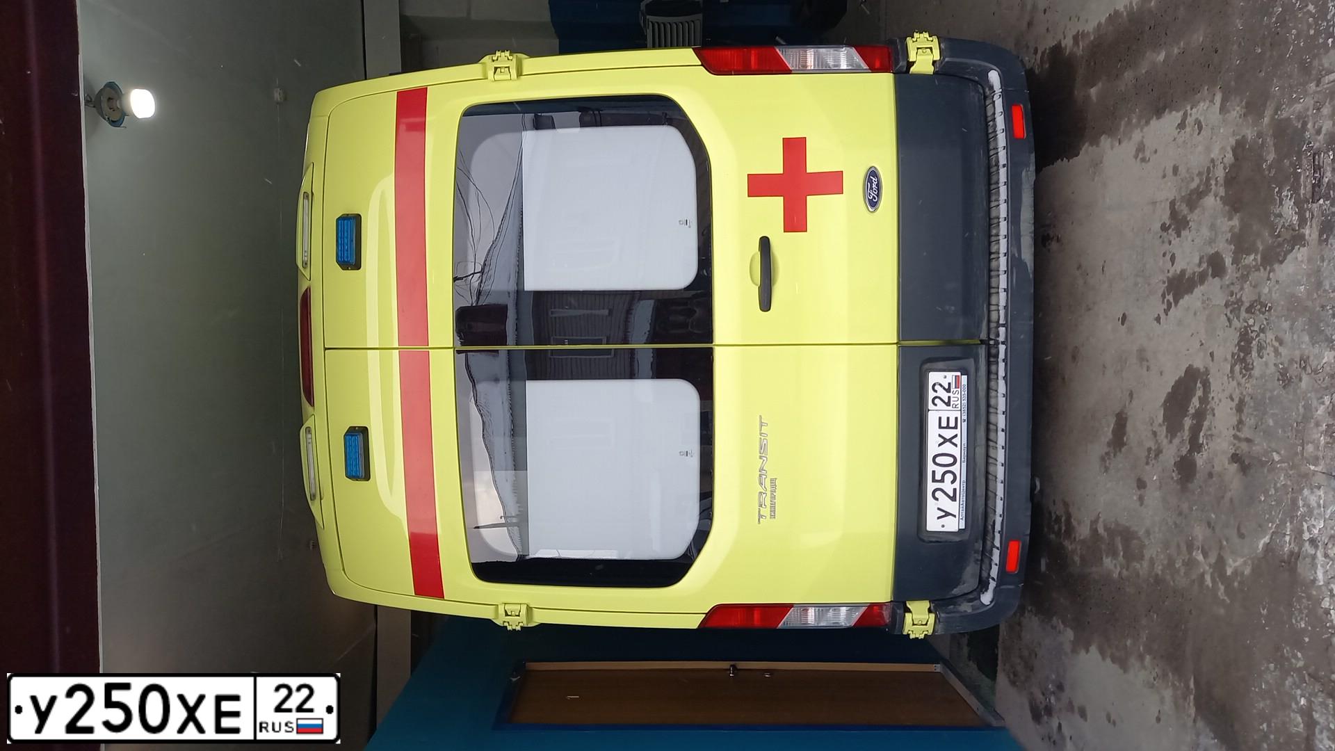 Фото автомобиля FORD TRANSIT, 2018 — госномер У250ХЕ22. Цвет: ГОСТ Р 50574 2002
