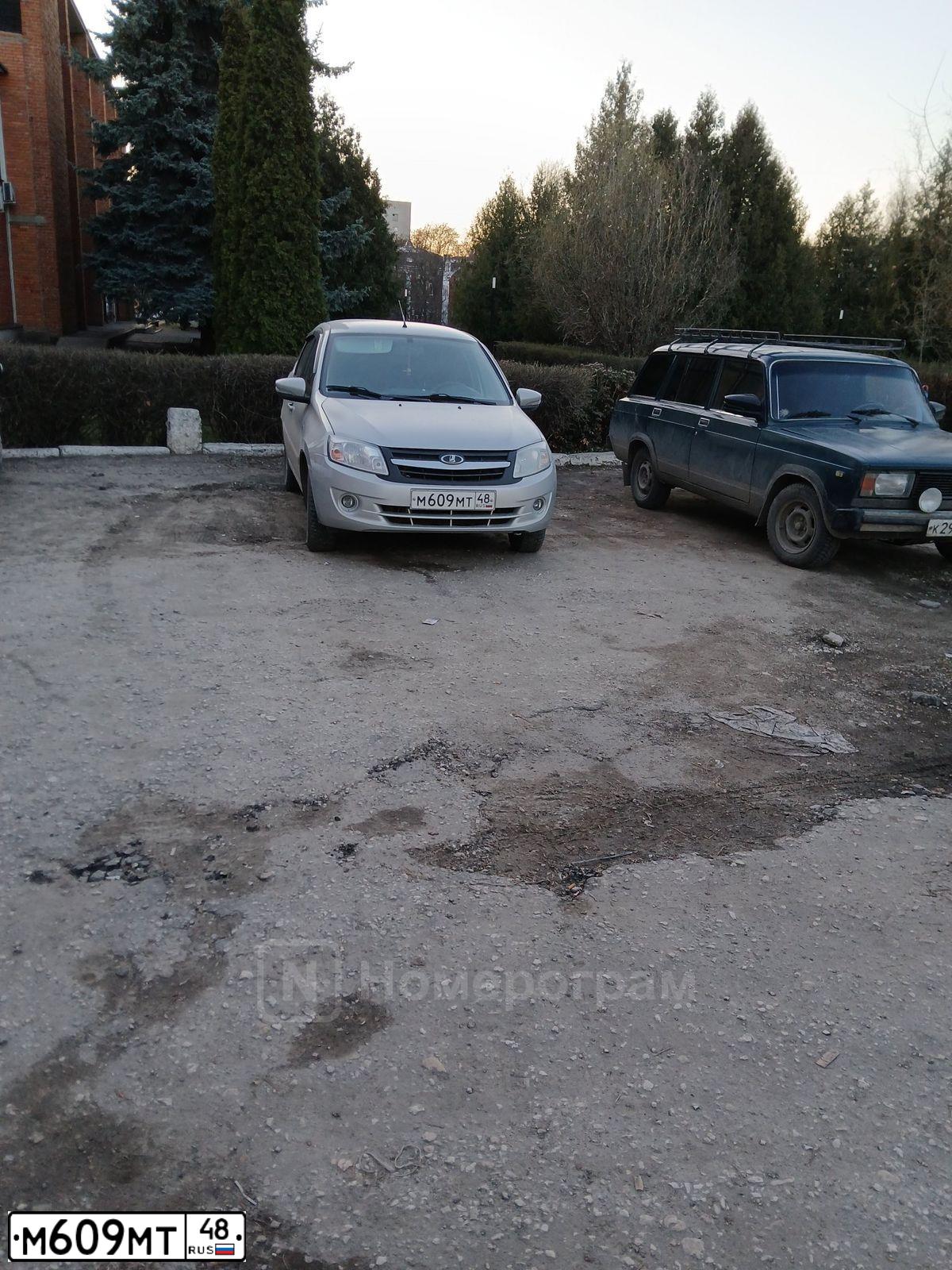 Фото автомобиля LADA 2191 GRANTA, 2014 — госномер М609МТ48. Цвет: СЕРЕБРИСТЫЙ