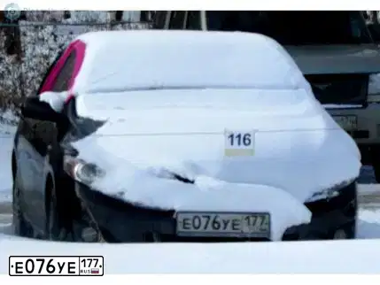Фото автомобиля TOYOTA COROLLA, 2007 — госномер Е076УЕ177. Цвет: ЧЕРНЫЙ