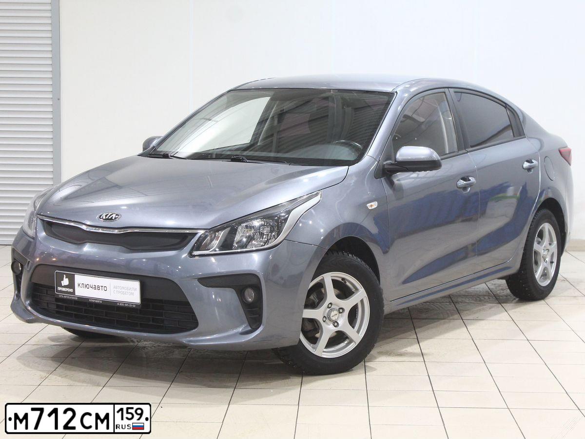 Фото автомобиля KIA RIO, 2017 — госномер Р207УО159. Цвет: СЕРЫЙ