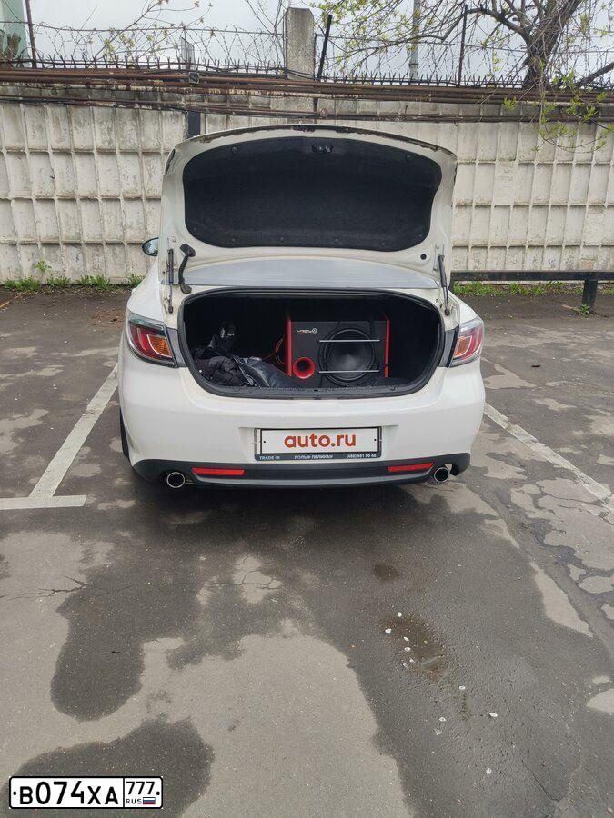 Фото автомобиля MAZDA 6, 2010 — госномер В074ХА777. Цвет: Белый