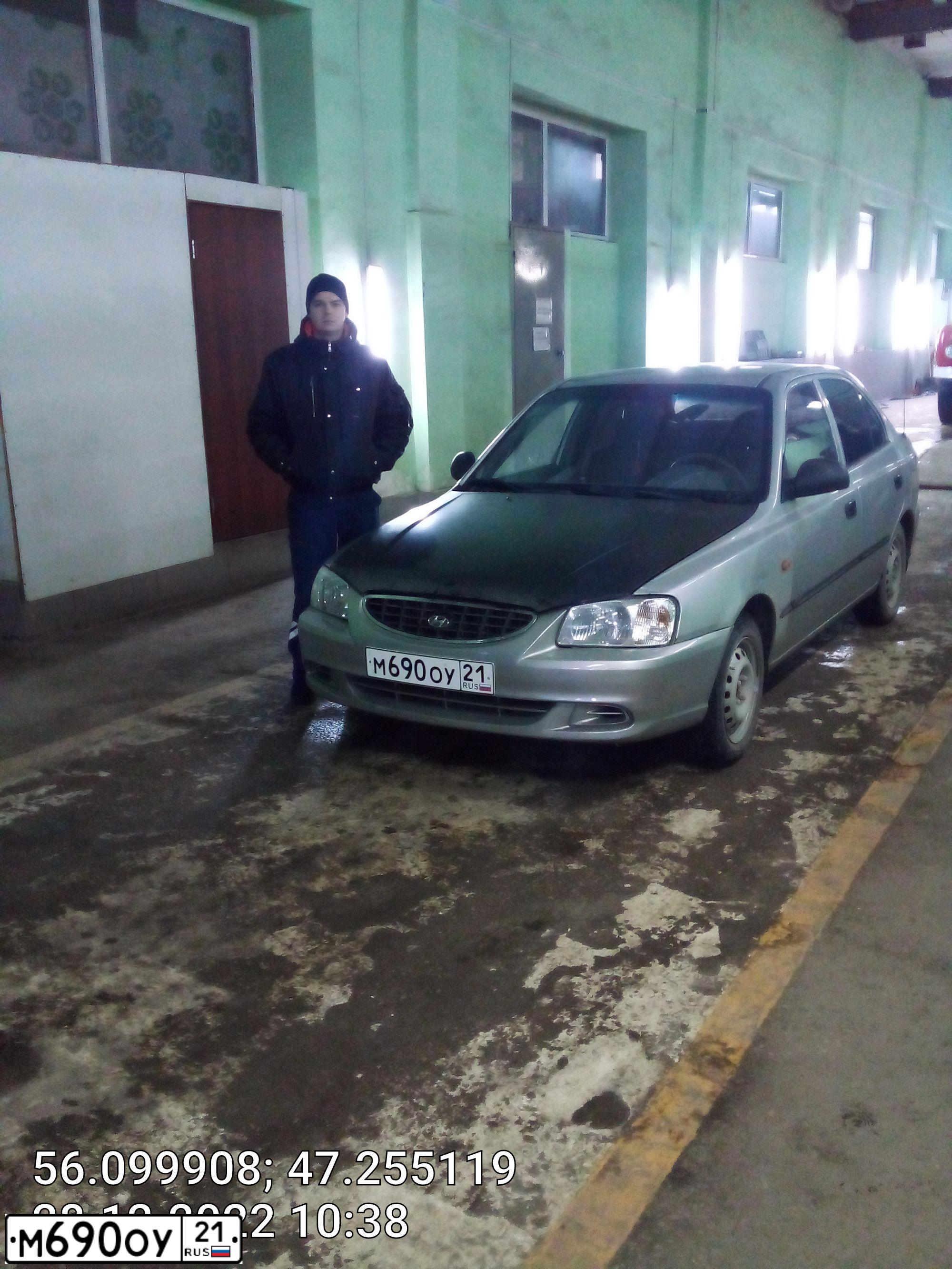 Фото автомобиля TAGAZ Z ACCENT, 2005 — госномер М690ОУ21. Цвет: СЕРЫЙ МЕТАЛЛИК