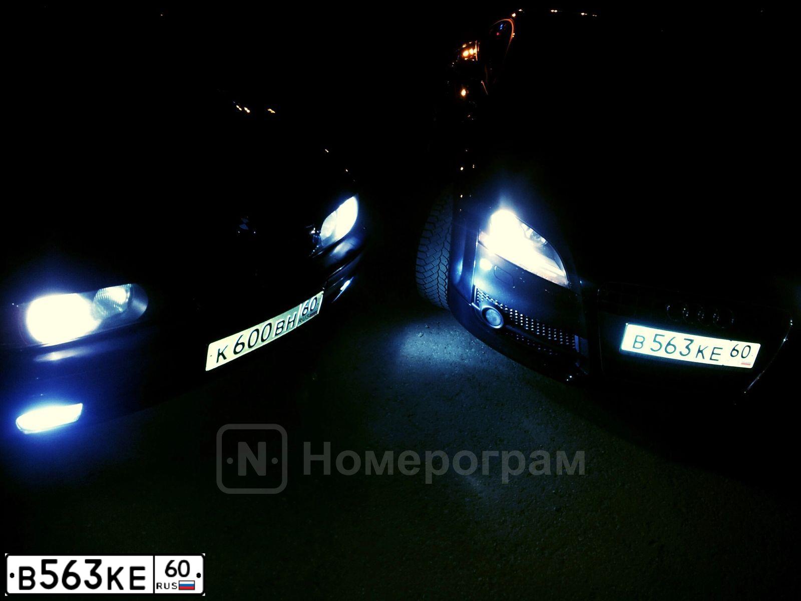 Фото автомобиля AUDI TT, 2006 — госномер Е333КХ98. Цвет: ЧЕРНЫЙ