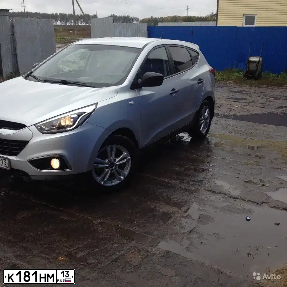 Фото автомобиля HYUNDAI IX35, 2014 — госномер К013СС13. Цвет: Серебристый