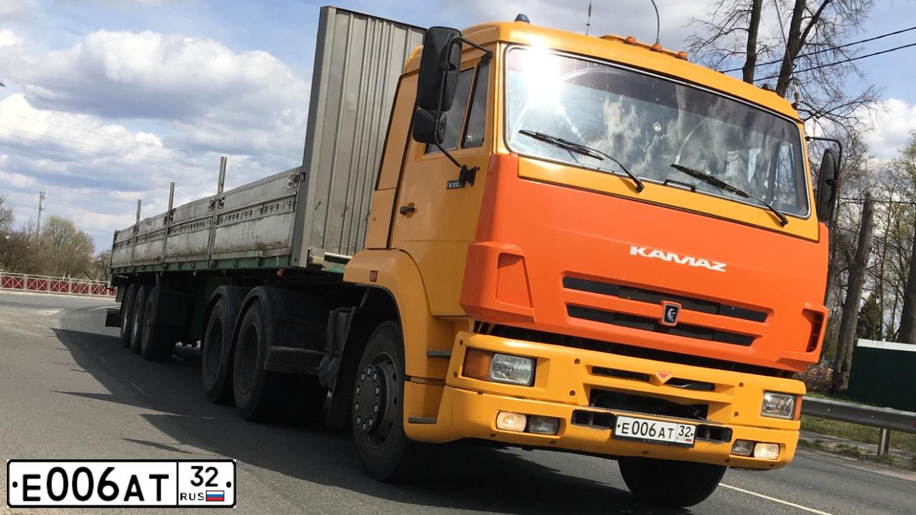 Фото автомобиля KAMAZ 65116 /6X4/, 2007 — госномер М076ВХ126. Цвет: ЖЁЛТЫЙ