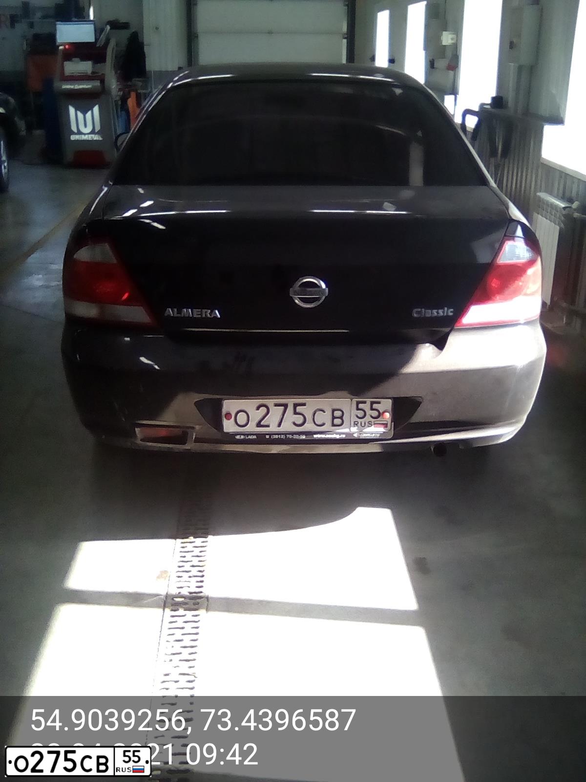 Фото автомобиля NISSAN ALMERA, 2008 — госномер О275СВ55. Цвет: ЧЕРНЫЙ