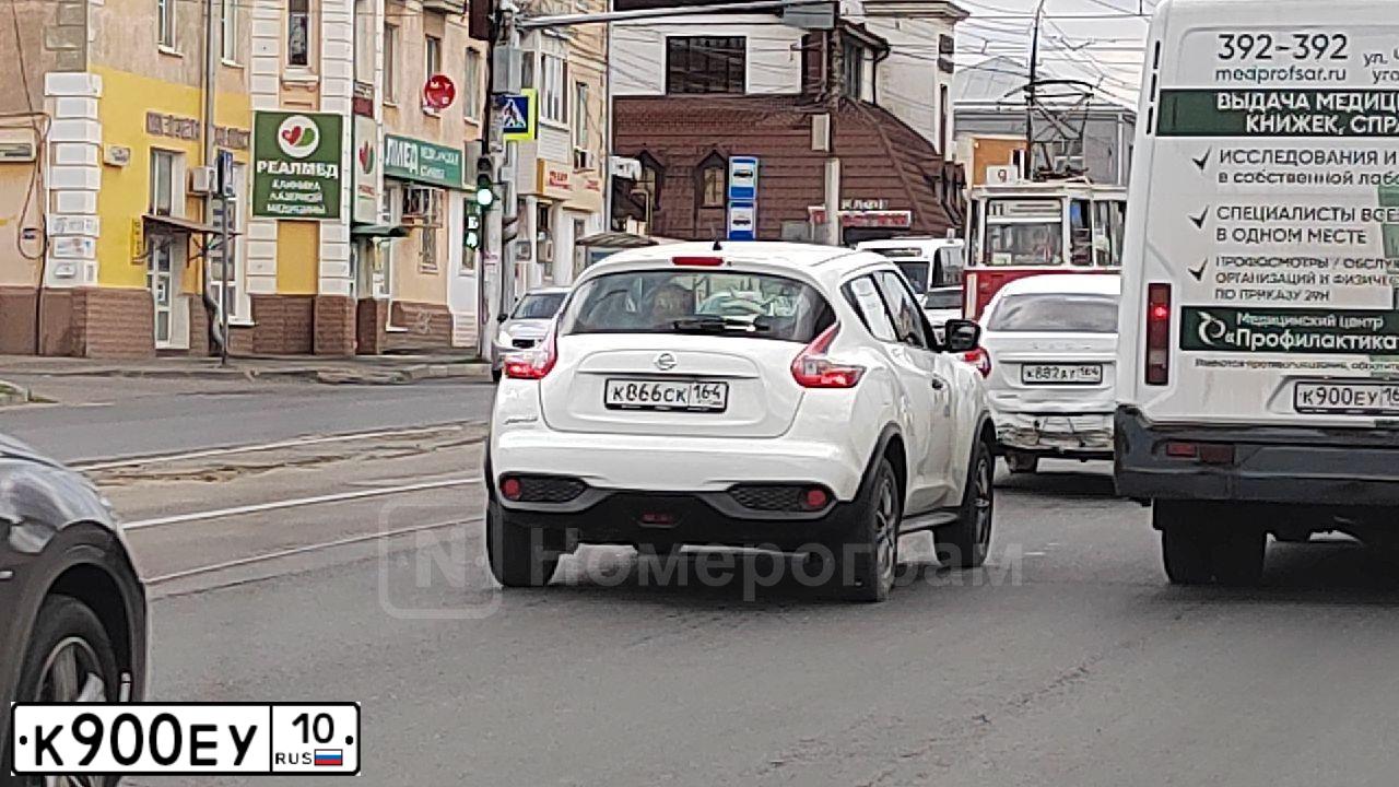 Фото автомобиля LADA 2112, 2002 — госномер К900ЕУ10. Цвет: Зеленый