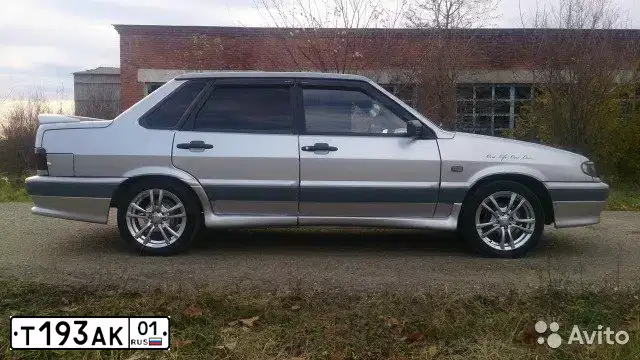 Фото автомобиля LADA 2115 SAMARA, 2003 — госномер Е634УТ82. Цвет: СВЕТЛО-СЕРЕБРИСТ МЕТАЛЛИК