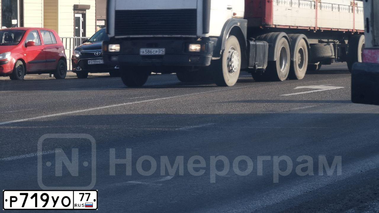 Фото автомобиля AUDI 200, 1989 — госномер К700ОН97. Цвет: ЧЕРНЫЙ