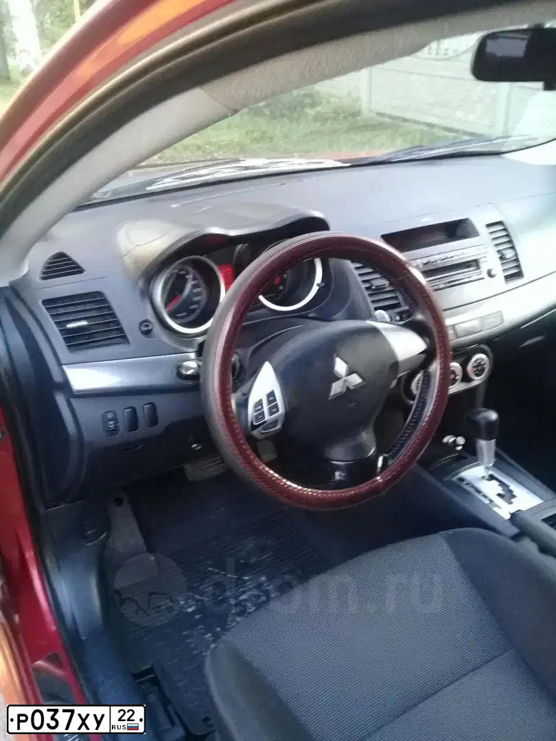 Фото автомобиля MITSUBISHI LANCER, 2007 — госномер Р037ХУ22. Цвет: Красный