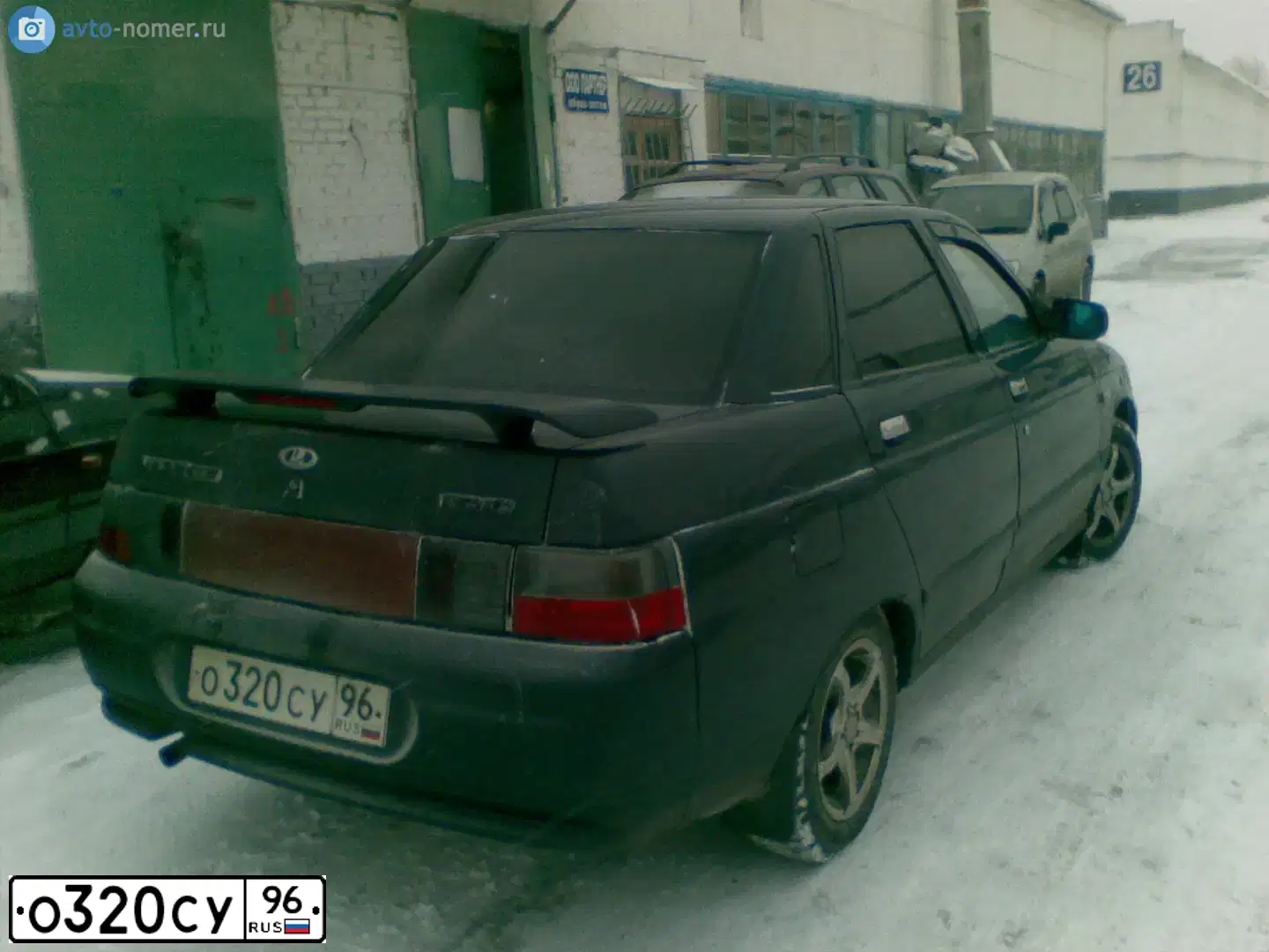 Фото автомобиля LADA 2110, 2004 — госномер О320СУ96. Цвет: ЧЕРНЫЙ