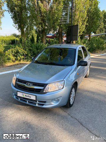 Фото автомобиля LADA PRIORA, 2007 — госномер У644МХ48. Цвет: СВЕТЛО-СЕРЕБРИСТЫЙ МЕТАЛЛ