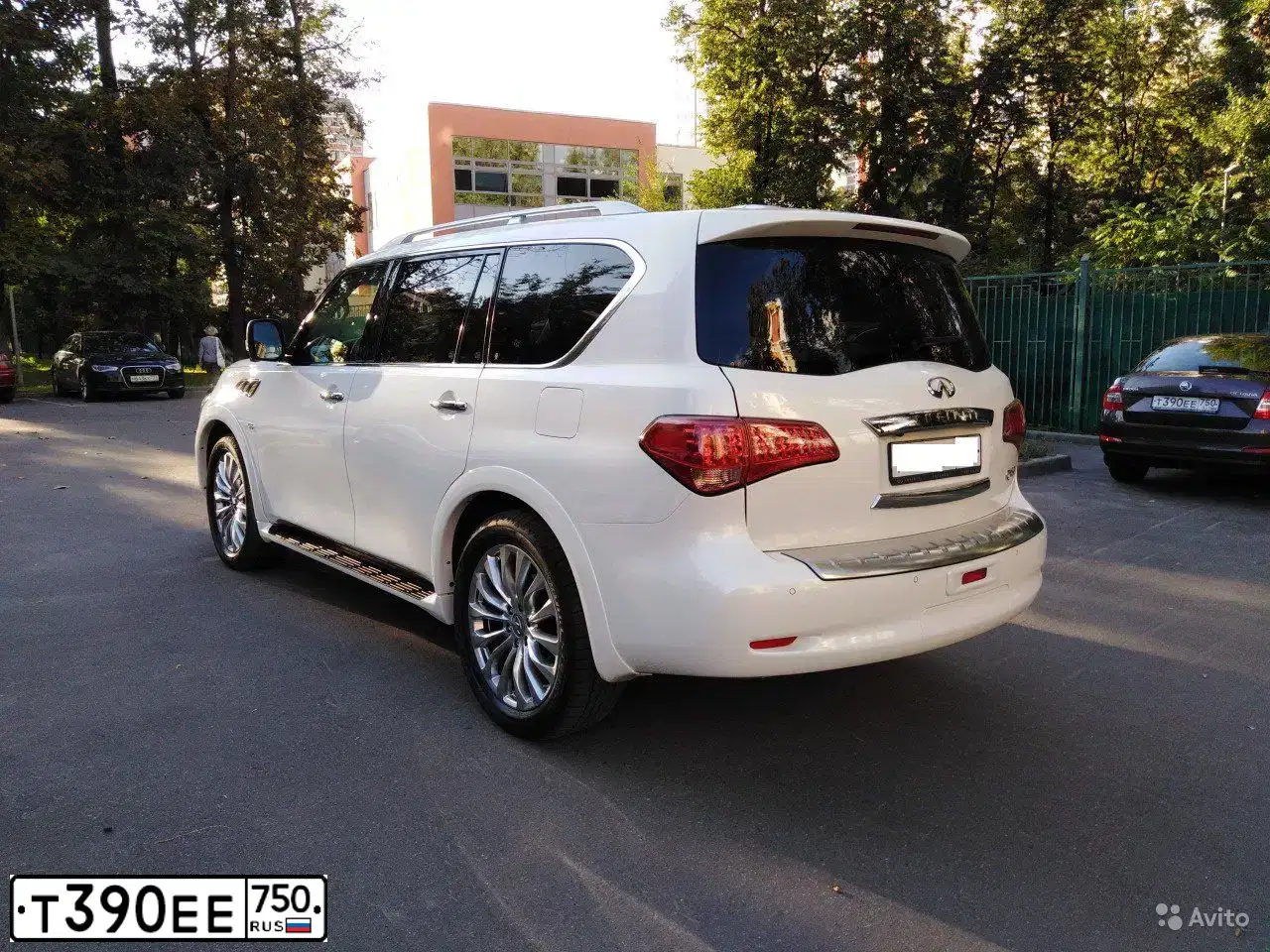 Фото автомобиля SKODA OCTAVIA, 2013 — госномер Х781ВР797. Цвет: Коричневый