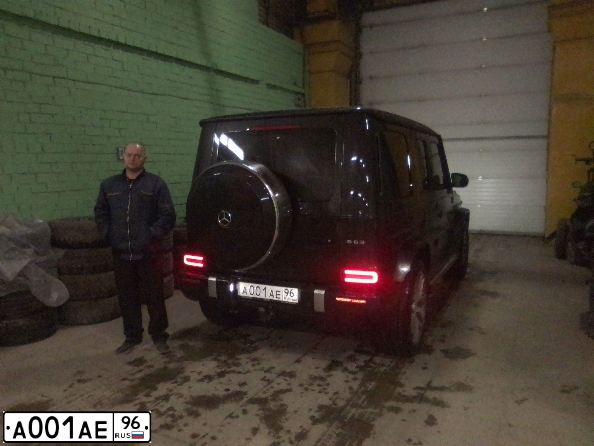 Фото автомобиля МЕРСЕДЕС-БЕНЦ GL 500 4MATIC, 2008 — госномер В083ОС761. Цвет: ЧЕРНЫЙ