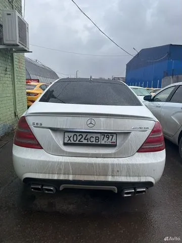 Фото автомобиля MERCEDES S-KLASSE, 2006 — госномер Х024СВ797. Цвет: Белый