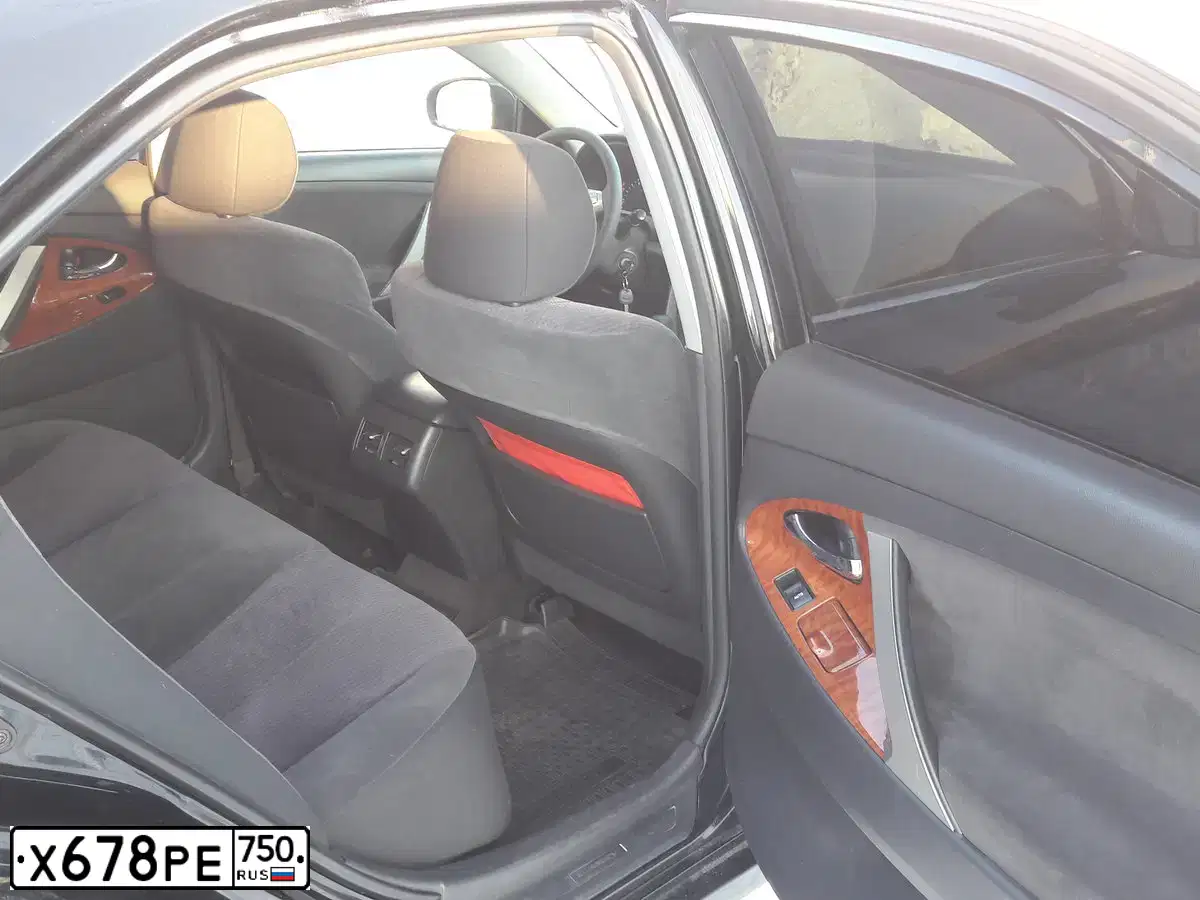 Фото автомобиля TOYOTA CAMRY, 2011 — госномер Е251ВЕ152. Цвет: ЧЕРНЫЙ