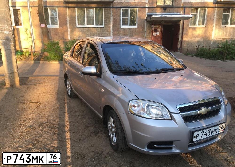 Фото автомобиля CHEVROLET AVEO, 2007 — госномер Р743МК76. Цвет: СЕРЕБРИСТЫЙ