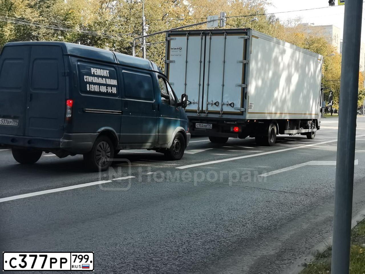 Фото автомобиля ВАЗ 21124, 2007 — госномер М705ТУ67. Цвет: БЕЖЕВО - СИРЕНЕВЫЙ