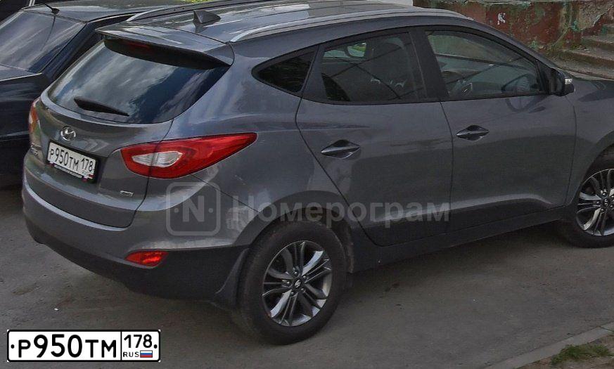 Фото автомобиля HYUNDAI IX35, 2013 — госномер М376МЕ13. Цвет: СЕРЫЙ