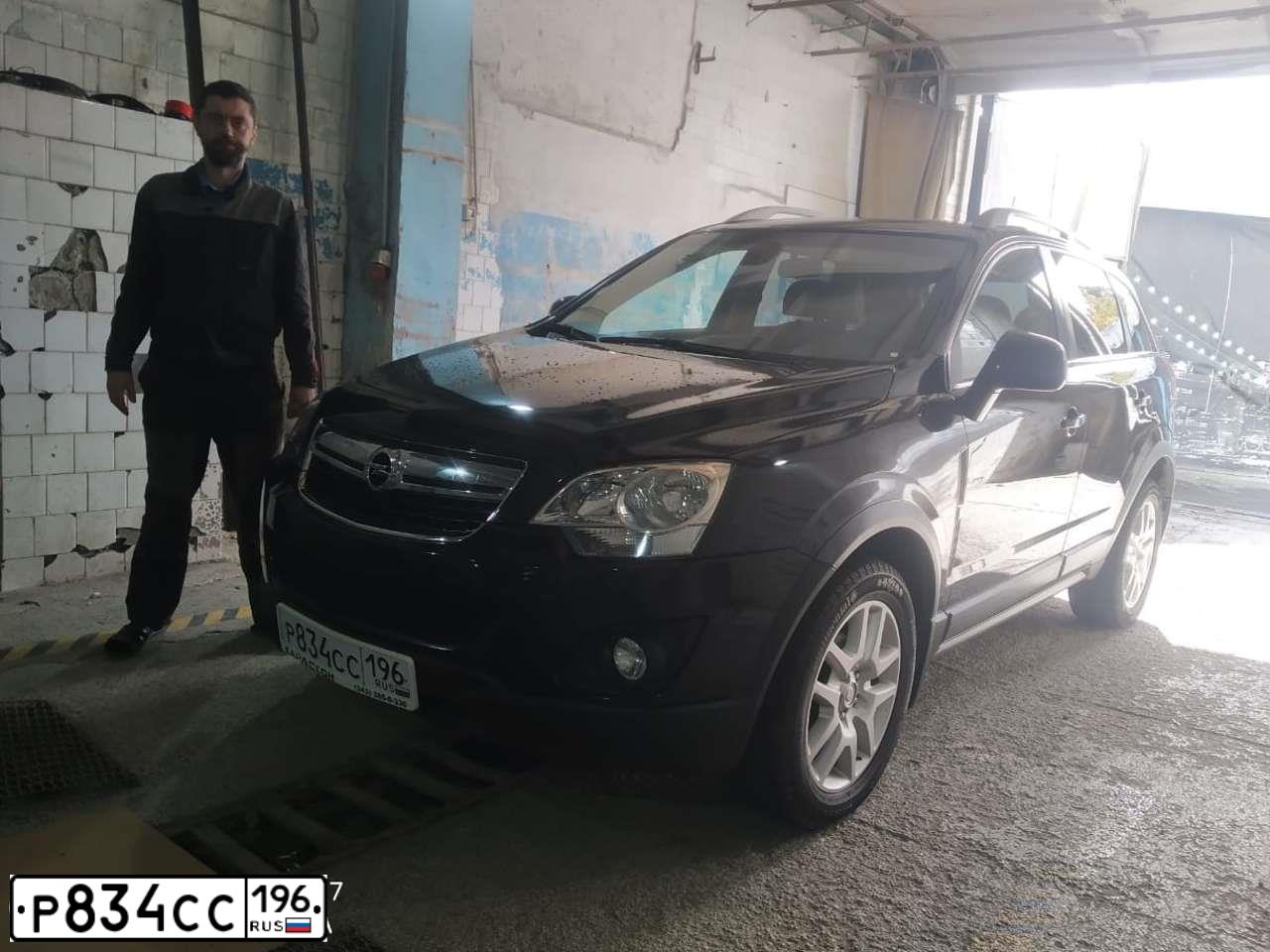 Фото автомобиля OPEL ANTARA, 2013 — госномер Т594УЕ196