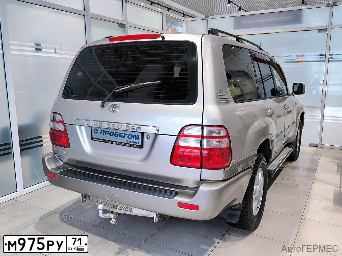 Фото автомобиля TOYOTA LANDCRUISER, 2003 — госномер В306МЕ155. Цвет: Серебристый