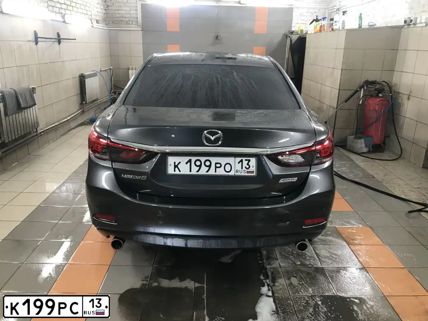Фото автомобиля MAZDA 6, 2017 — госномер К199РС13. Цвет: ТЕМНО-СЕРЫЙ