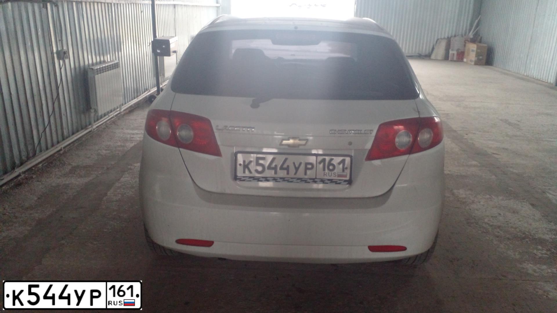 Фото автомобиля CHEVROLET LACETTI, 2011 — госномер К544УР161. Цвет: БЕЛЫЙ