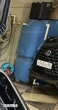 Фото автомобиля LEXUS LX, 2011 — госномер М212ЕМ05. Цвет: ЧЕРНЫЙ
