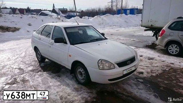 Фото автомобиля LADA 2172 PRIORA, 2011 — госномер У638МТ47. Цвет: Белый