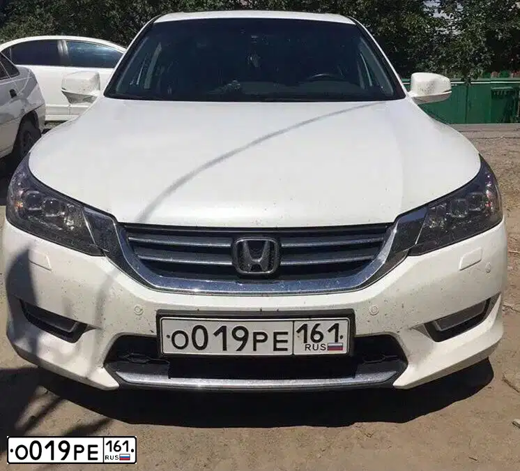 Фото автомобиля OPEL ASTRA, 2011 — госномер Н588ЕВ761. Цвет: Белый