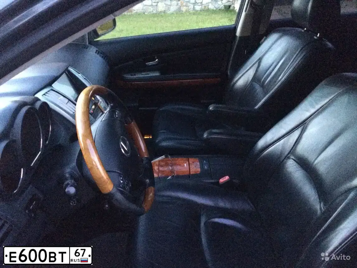 Фото автомобиля LEXUS RX330, 2004 — госномер У871НО14. Цвет: СЕРЫЙ