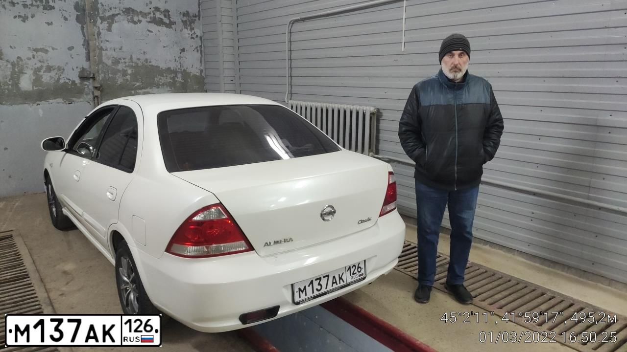 Фото автомобиля NISSAN ALMERA, 2009 — госномер М137АК126