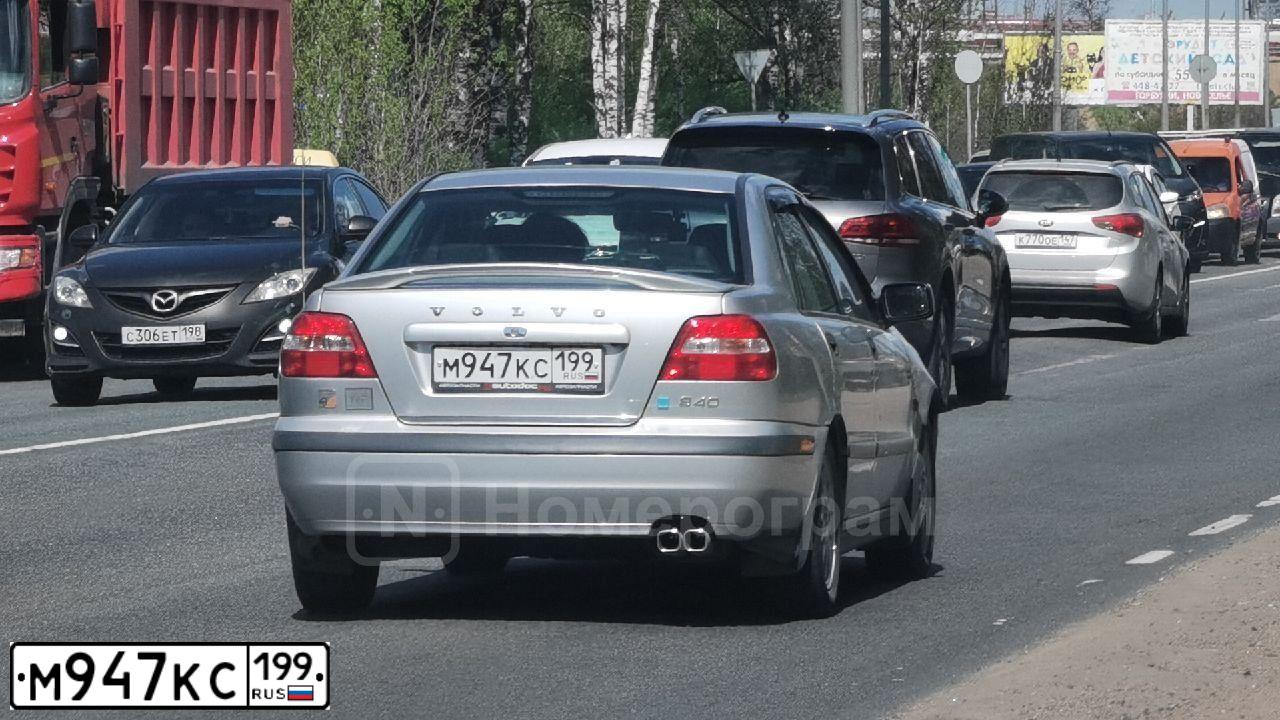 Фото автомобиля VOLVO S40, 2002 — госномер М947КС199. Цвет: СЕРЕБРИСТЫЙ