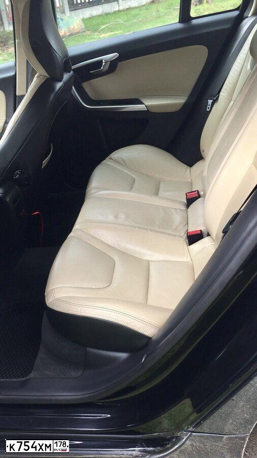 Фото автомобиля VOLVO S60, 2011 — госномер С115ТК196. Цвет: ЧЕРНЫЙ