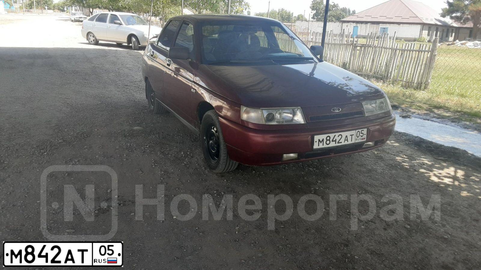 Фото автомобиля LADA 2110, 2004 — госномер М842АТ05. Цвет: Красный