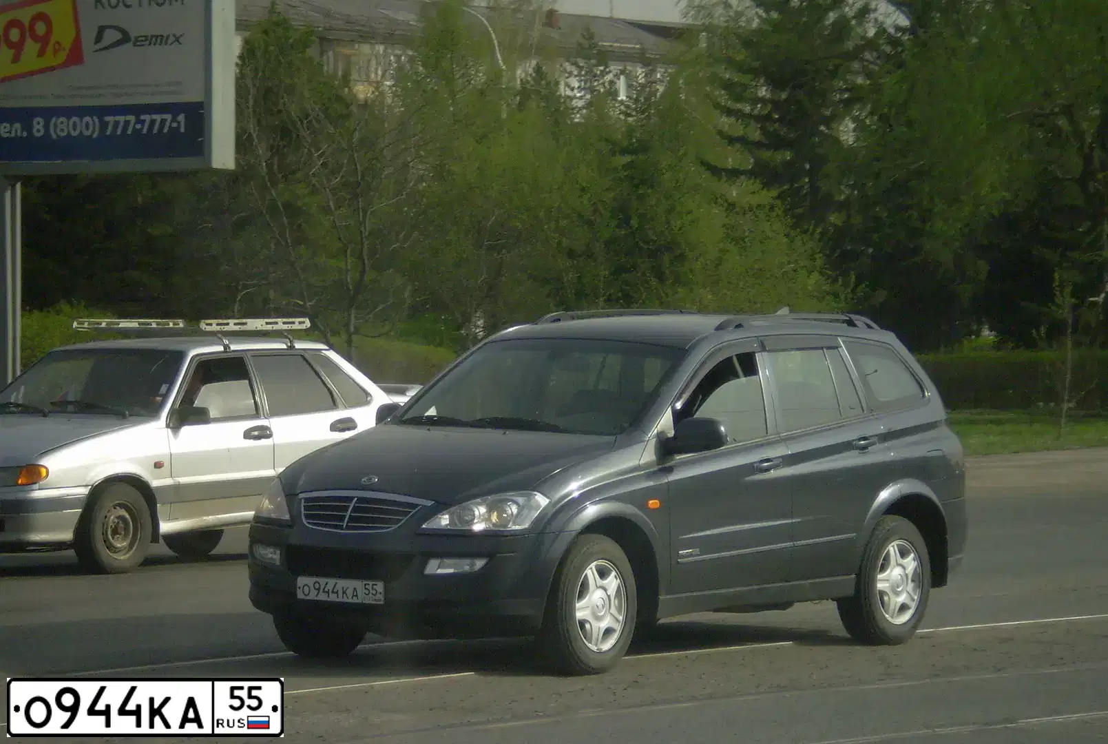 Фото автомобиля SSANGYONG KYRON, 2008 — госномер О944КА55. Цвет: Т.СИНЕ-СЕРЫЙ