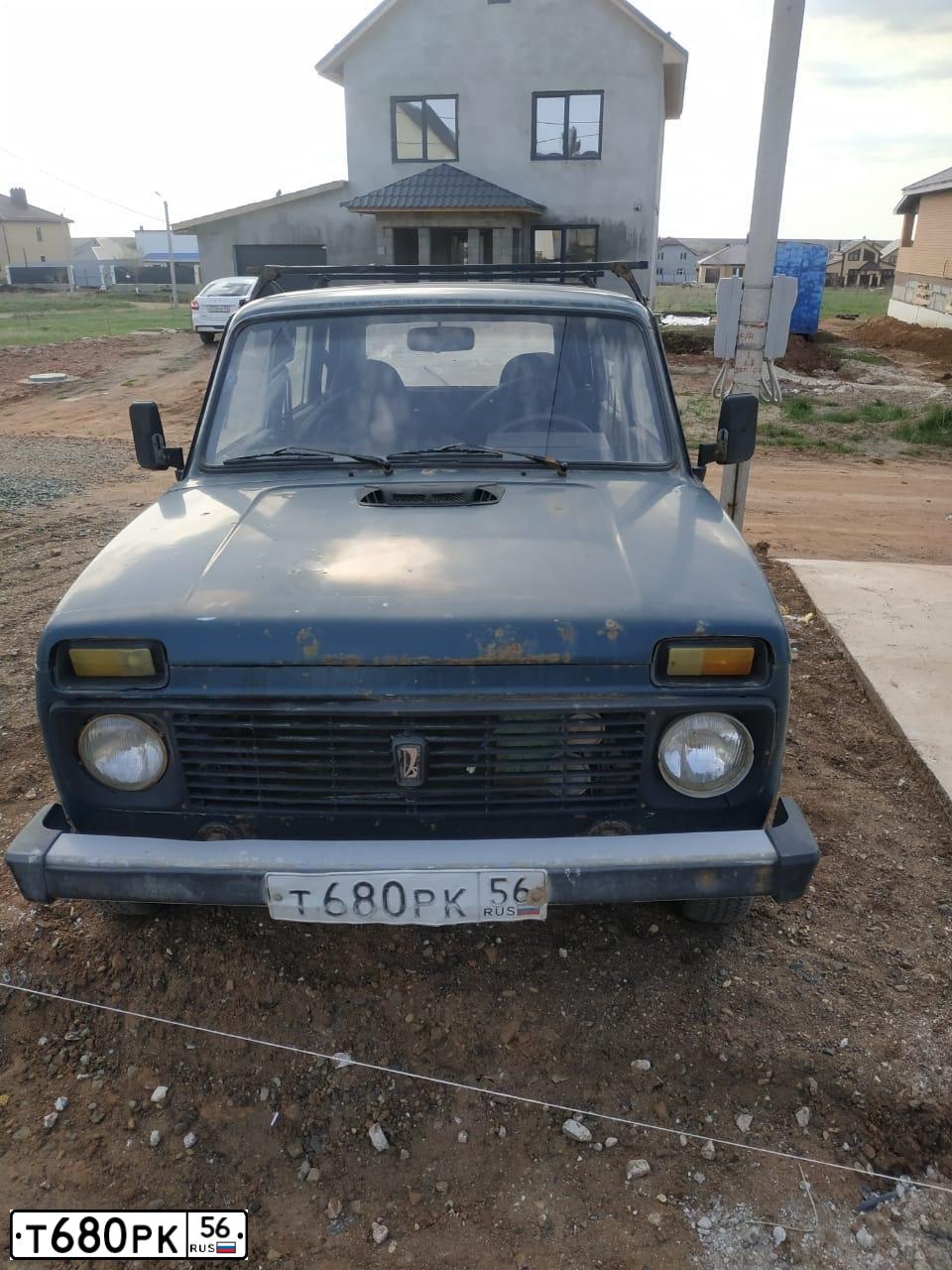 Фото автомобиля LADA 2131 NIVA, 2005 — госномер Е985ЕО11. Цвет: Сине-зеленый
