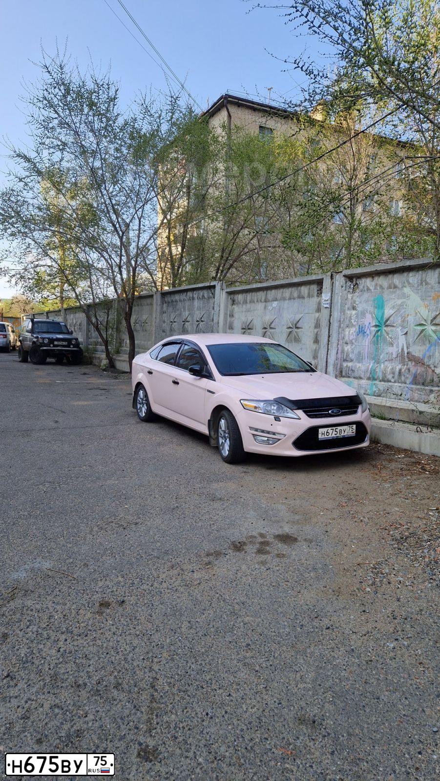 Фото автомобиля LADA 2191 GRANTA, 2017 — госномер Е075АТ136. Цвет: БЕЛЫЙ