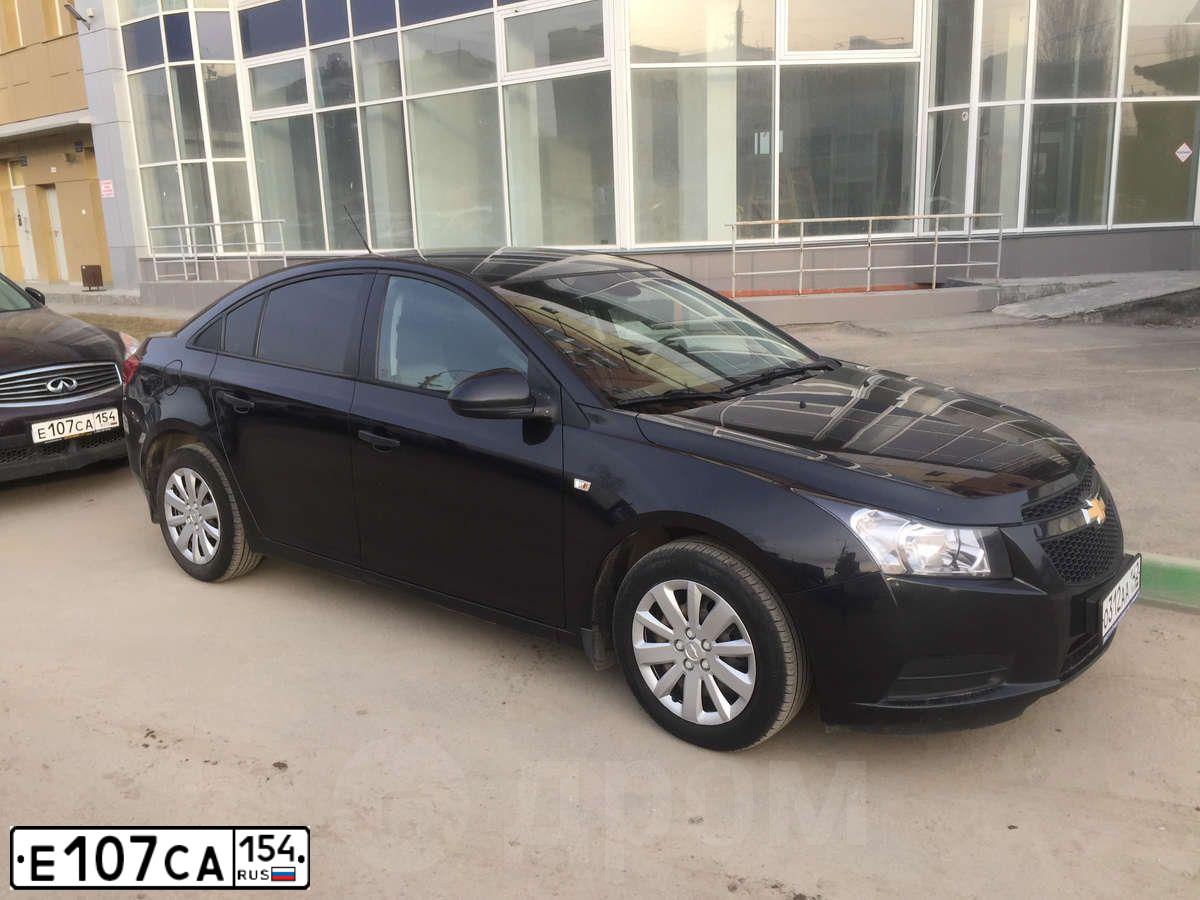 Фото автомобиля INFINITI EX35, 2008 — госномер Р185ОВ154. Цвет: ТЕМНО БОРДОВЫЙ
