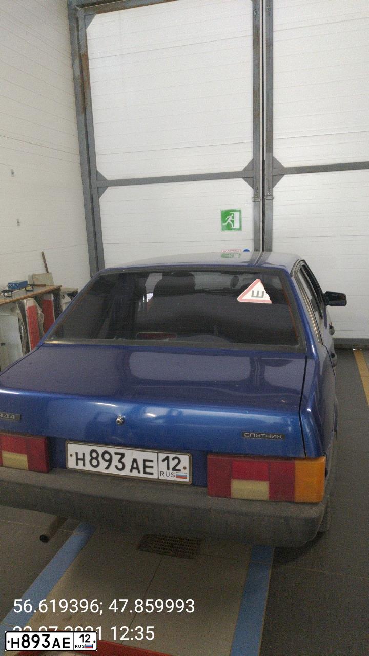 Фото автомобиля VAZ 2109 SAMARA, 2004 — госномер Е803ХС95. Цвет: СЕРЕБРИСТЫЙ ЯРКО-СИНИЙ