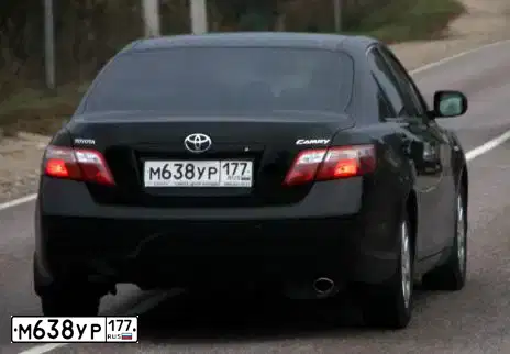 Фото автомобиля TOYOTA CAMRY, 2007 — госномер М638УР177. Цвет: ЧЕРНЫЙ