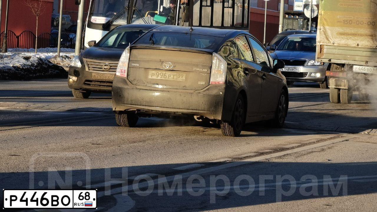 Фото автомобиля GAZ 3302 EL, 2017 — госномер Х818МК178. Цвет: Белый