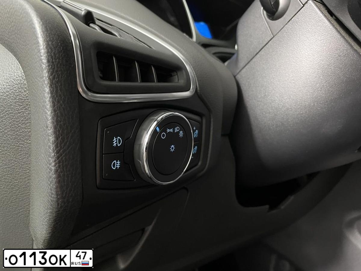 Фото автомобиля FORD FOCUS, 2015 — госномер О113ОК47. Цвет: ЧЕРНЫЙ