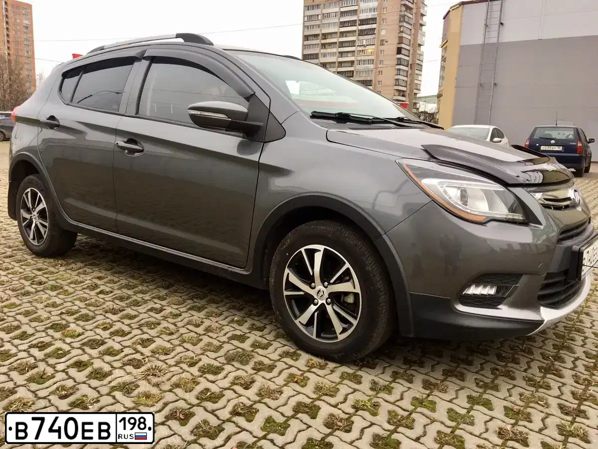 Фото автомобиля LIFAN X50, 2017 — госномер К279СТ147. Цвет: СТАЛЬНОЙ (СЕРЫЙ)