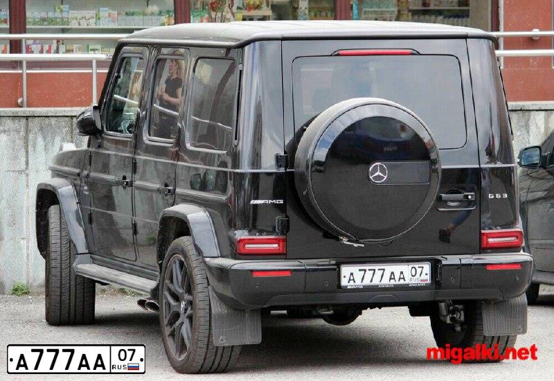 Фото автомобиля MERCEDES G-KLASSE, 2013 — госномер А777АА07. Цвет: ЧЕРНЫЙ